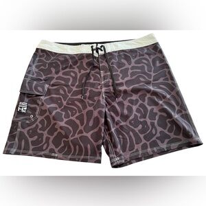Local Motion Hawaii Board Shorts Size 42 Men’s Y2K Surf Beach 8” Inseam EUC